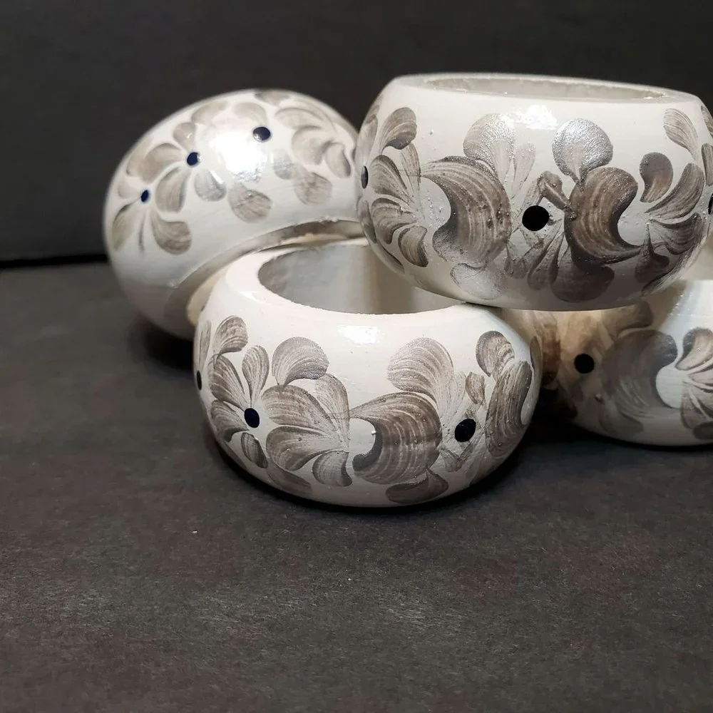Painted Wooden Napkin Rings, Set of 6, NEW, White Silver Floral Hand Painted